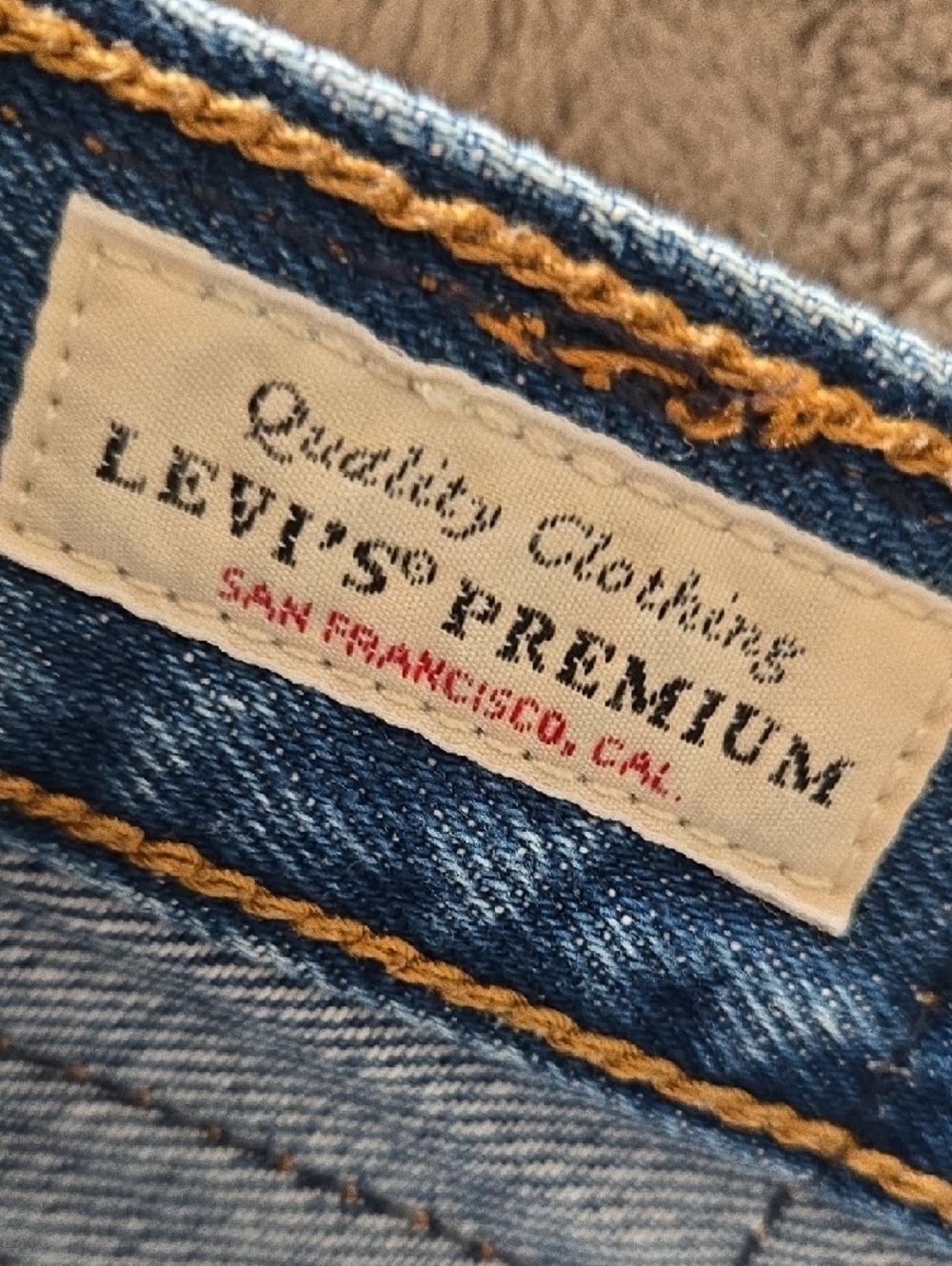 Levi's Premuim Wedgie Straight Distressed Jeans Button Fly Normcore size 32 - Picture 7 of 9